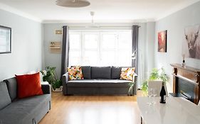 Spacious City Centre Apt - O'Connell Street Area